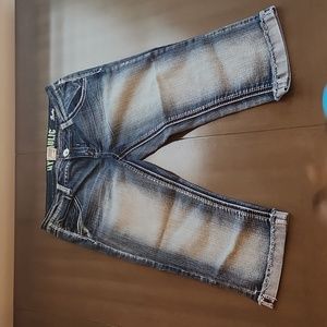 Hydraulic Bailey jean capris